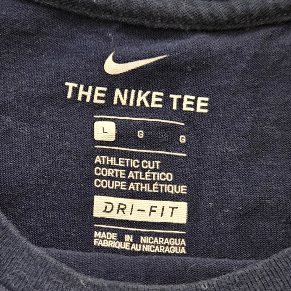 Patriots nike tshirt size large